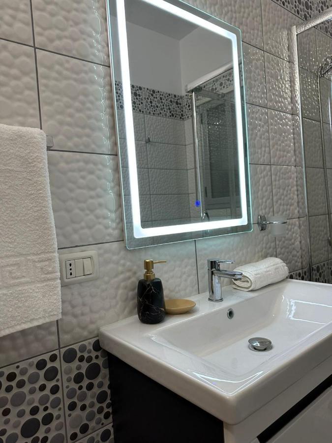 Kai'S Apartment Vlorë エクステリア 写真